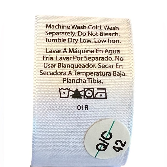 Women's Denim Jacket blue color Size medium.Beautiful design inside and outside - Picture 2 of 14
